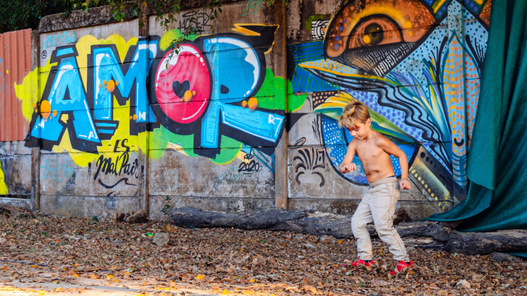 How to Travel with Kids: Tips for Stress-Free Adventures